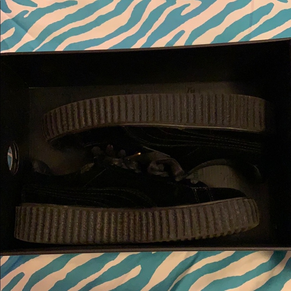 FENTY VELVET CREEPERS